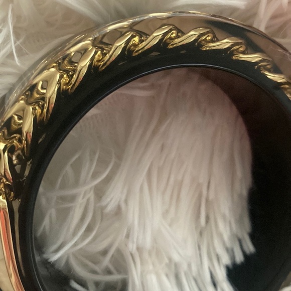 💯 Authentic NEW 💀Alexander McQueen Plexiglass w/Gold Chain Bracelet - Picture 3 of 7